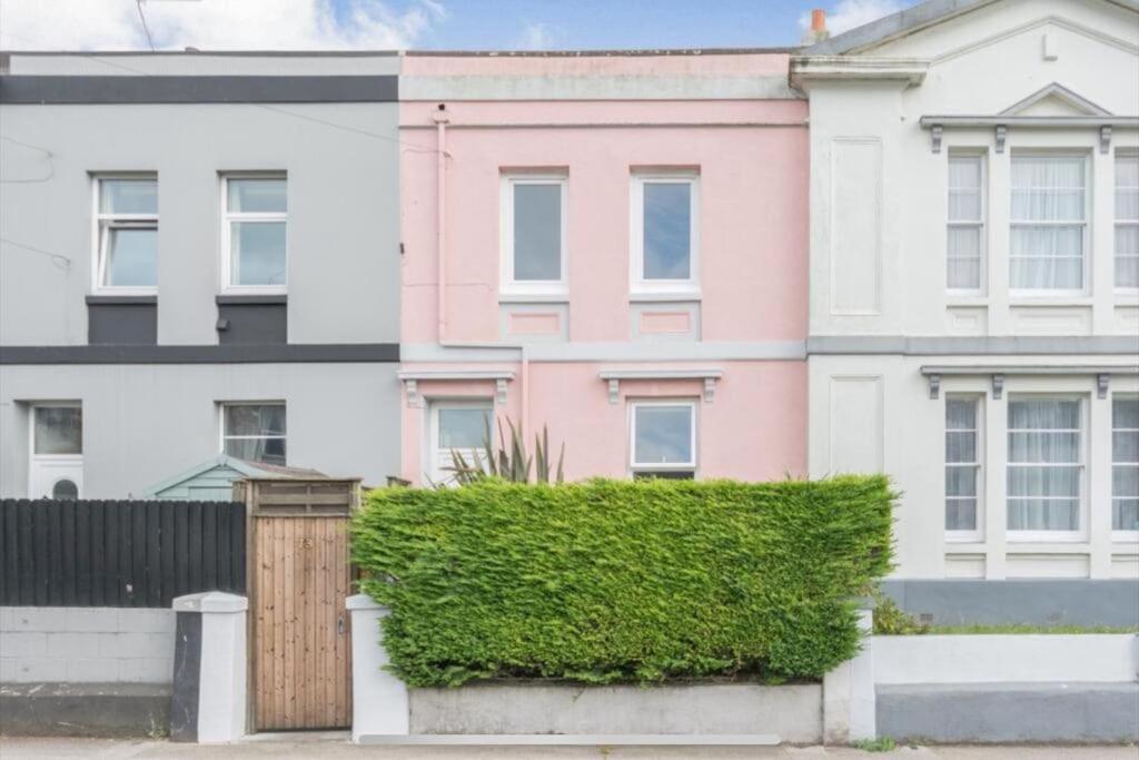 托基The Pink House公寓 外观 照片